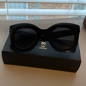 Sojos Women's Sunglasses New in Box